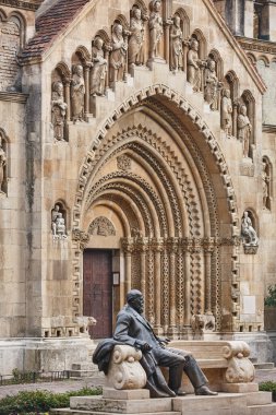 Budapeşte 'deki Jaki Şapeli cephesi. Varosligeti Parkı. Macar mimari simgesi