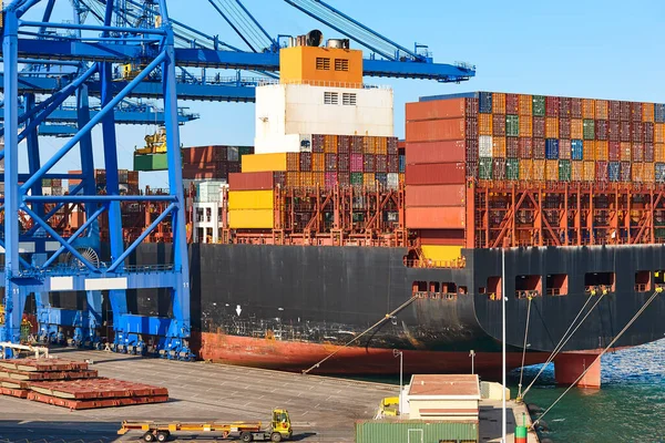 Containers Vessel Global Market Cargo Shipping International Economy — Stock Photo, Image