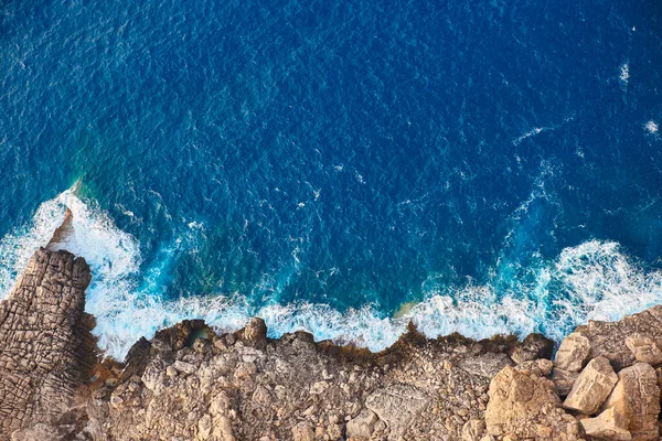 Śródziemnomorski Widok Skaliste Wybrzeże Góry Majorce Baleary — Zdjęcie stockowe
