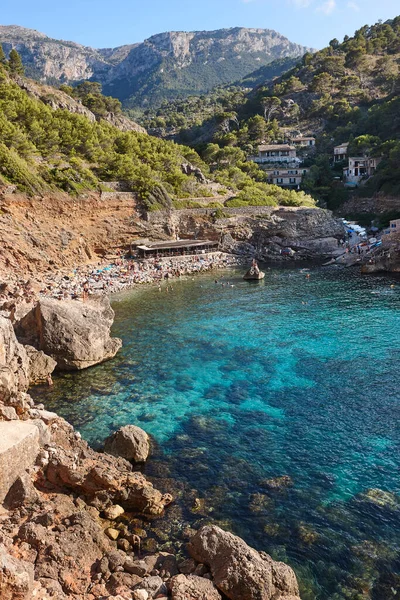 Balear Adaları Akdeniz Kıyıları Resimli Köy Deia Koyu Spanya — Stok fotoğraf