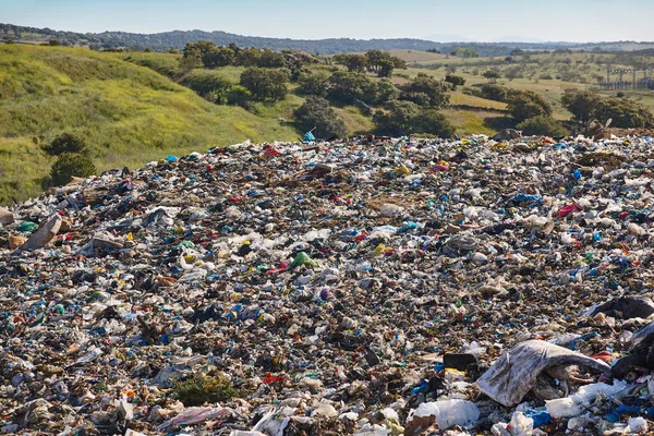 Open Air Garbage Dump Plastic Pollution Recycling Junk Consumerism — Stock fotografie