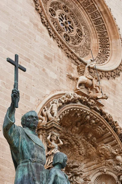 Estatua Misionera Junipero Serra Iglesia Fachada San Francisco Mallorca España — Foto de Stock