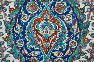 Iznik tiles detail in Topkapi palace. Colored floral design. Turkey