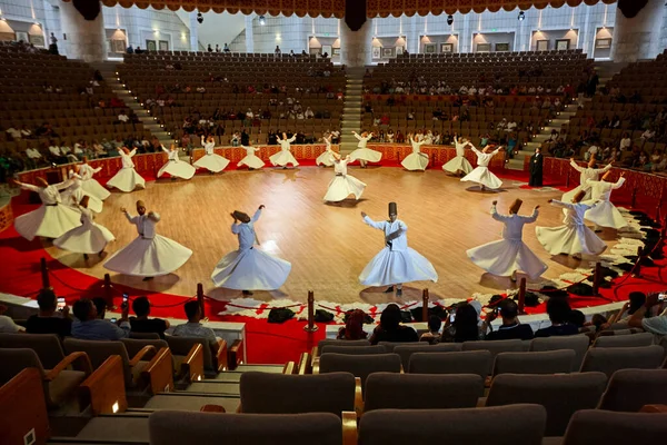 Dervish Spirituality Traditional Ceremony Mevlana Culture Center Konya Turkey — Stockfoto