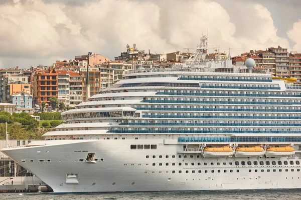 Bosporus Zeestraat Enorme Cruise Istanbul Toerisme Turkije — Stockfoto
