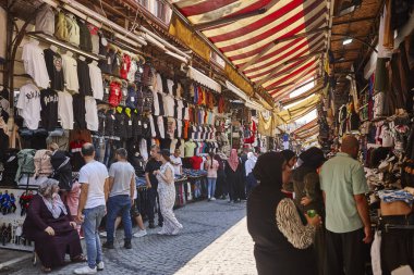 İstanbul şehir merkezinde büyük bir pazar yeri. Türkiye