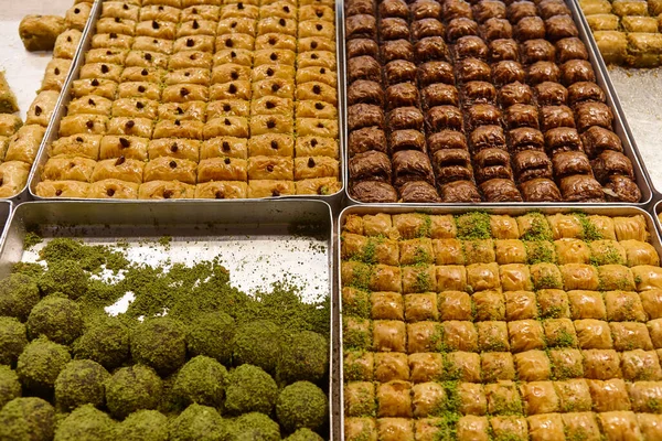 Traditional Turkish Sweet Honey Desserts Oriental Food Baklawa — Stok fotoğraf