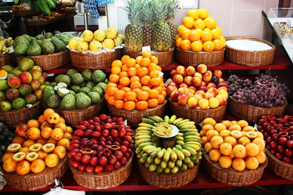 热带水果摊 免版税图库图片