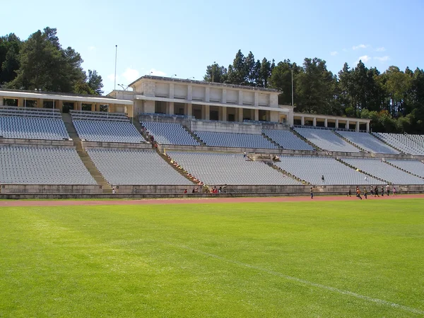 Γήπεδο ποδοσφαίρου άδειο — Φωτογραφία Αρχείου