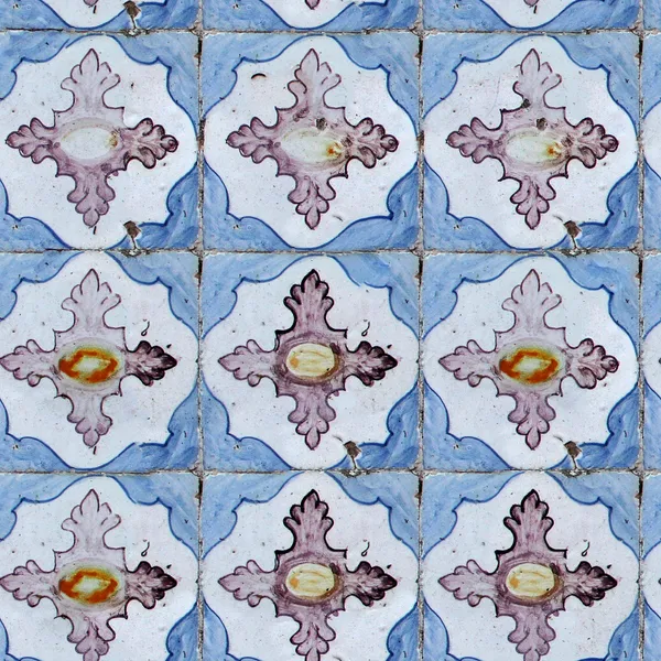 Seamless tile pattern of ancient ceramic tiles — Stock Photo, Image