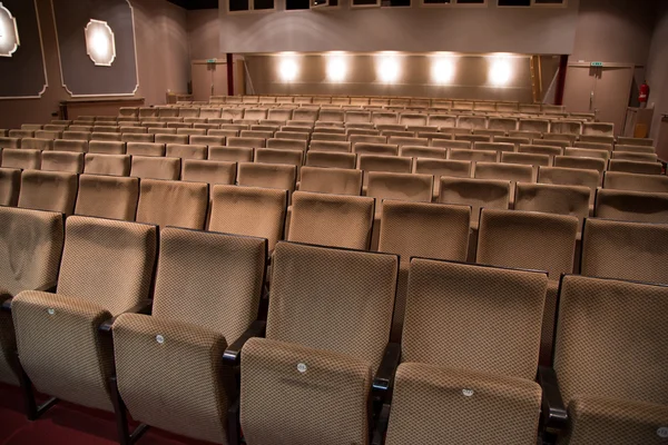 Seats in an empty theatre — Stock Photo, Image