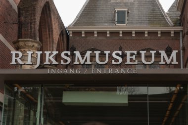 rijksmuseum Amsterdam girişi