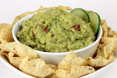 guacamole tortilla cips yakın çekim ile