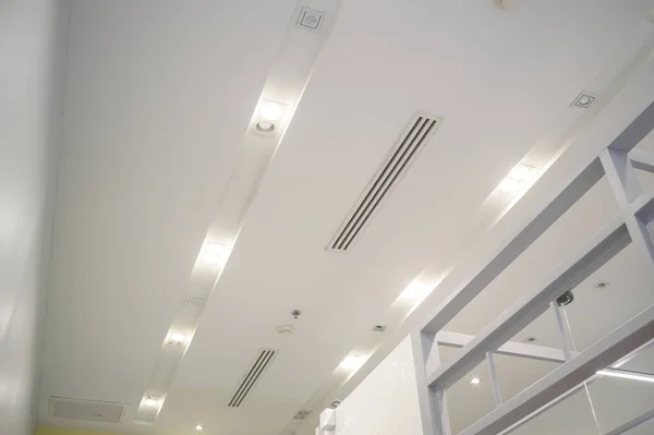 Ceiling Mounted Cassette Type Air Conditioner Modern Lamp Light White — 스톡 사진