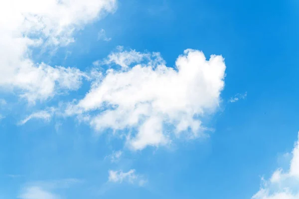 Beautiful White Fluffy Clouds Blue Sky Nature Background White Clouds — 스톡 사진