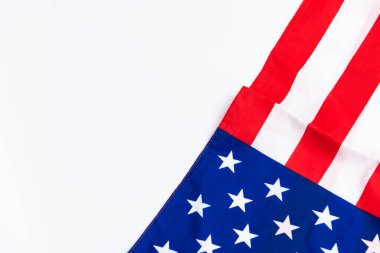 Anma Günü için beyaz arka planda Amerikan bayrağı, 4 Temmuz, İşçi Bayramı.