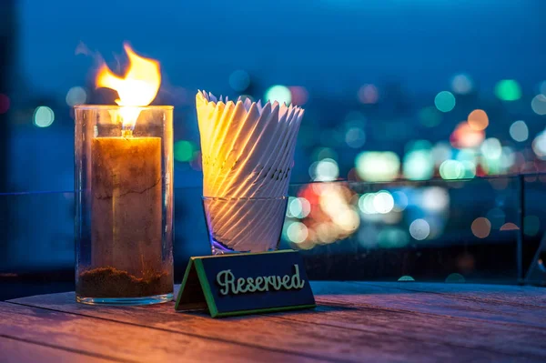 Reserve Sign Rooftop Restaurant — Stock Photo, Image