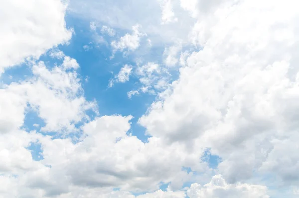 Beautiful White Fluffy Clouds Blue Sky Nature Background White Clouds — 스톡 사진