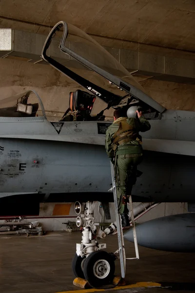 Base aérea de Torrejón de f-18 Scramble —  Fotos de Stock