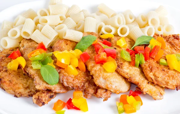 Pork chop with sweet pepper and pasta — Stock Photo, Image