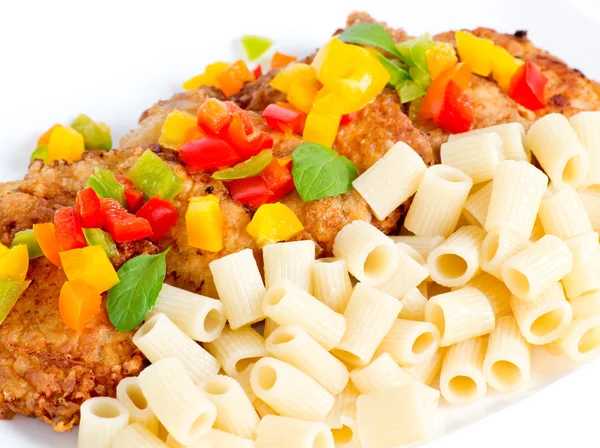 Pork chop with sweet pepper and pasta — Stock Photo, Image