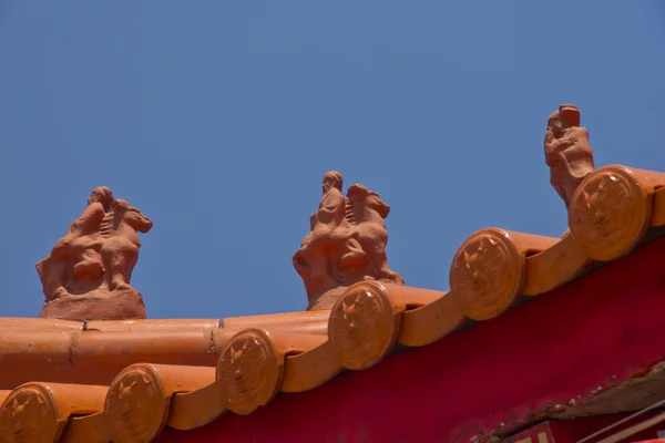 Çin Tapınağı çatı. — Stok fotoğraf