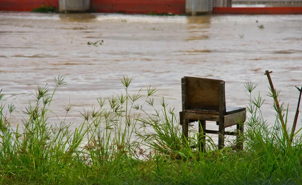 Oude stoel. — Stockfoto