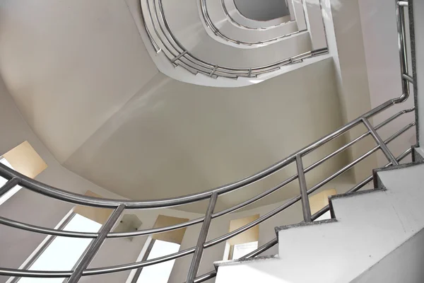 Treppe im Hotelgebäude — Stockfoto