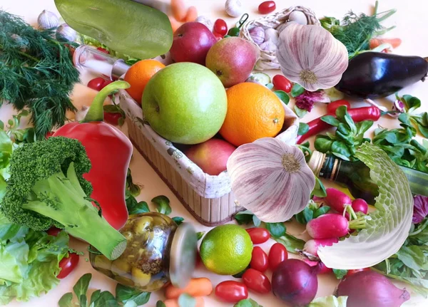 Gemüse Früchte Sortimente Roter Pfeffer Grüner Salat Roter Tomat Pomidor — Stockfoto