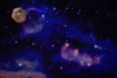 Gece yıldızlı evren gökyüzü kozmik bulutsu ışıltısı gökyüzü şablon arka planı