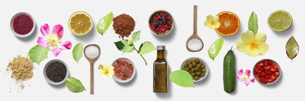 Alimentos Saludables Verduras Bayas Aromáticas Especias Aceite Oliva Para Alimentos — Foto de Stock