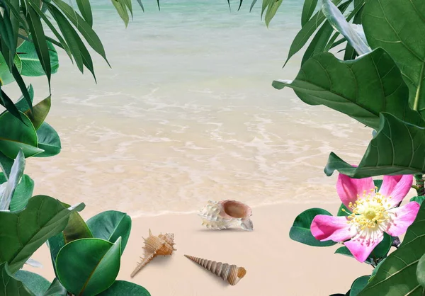緑の海の水と熱帯植物の木とピンクの白い花のビーチの砂夏の背景 テンプレート コピースペース — ストック写真