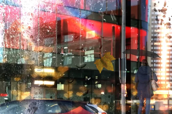 Rainy City Weather Rain Drops Window Glass Autumn Leaves People — Zdjęcie stockowe