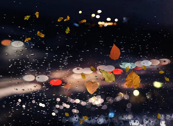Rainy Autumn Leaves Window Rain Drops Night City Traffic Blurred — Zdjęcie stockowe