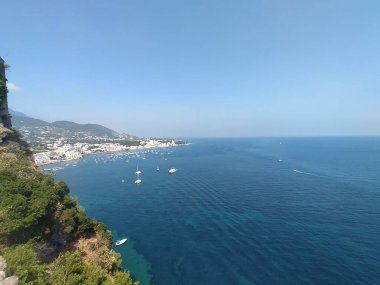  Ischia Adası, Napoli 'deki sahil manzarası 