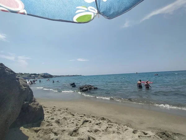 İtalya 'nın Ischia Adası' ndaki Saint Francesco plajı.
