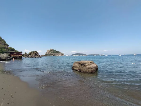 那不勒斯Ischia岛的Cartaromana海滩 — 图库照片
