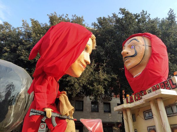 VERONA,ITALY-FEBRUARY 2022: chariots and masks parade during carnival of Verona city in February 2022. Parade through the city centre of Verona.
