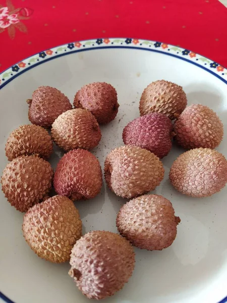 Lychees Meyvesi Tabağı — Stok fotoğraf