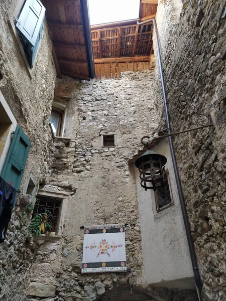 Canale Tenno Antiguo Pueblo Trentino Italia —  Fotos de Stock