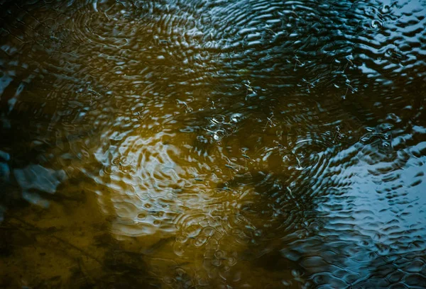 Salpicos Água Rio Jogo Luz Escuridão Água Terra — Fotografia de Stock
