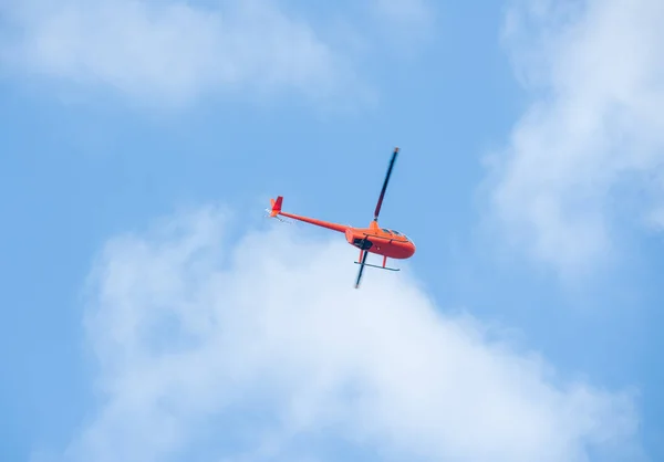 Helicopter Sky Blue Sky Red Orange Helicopter Flying Summer — Stock Photo, Image