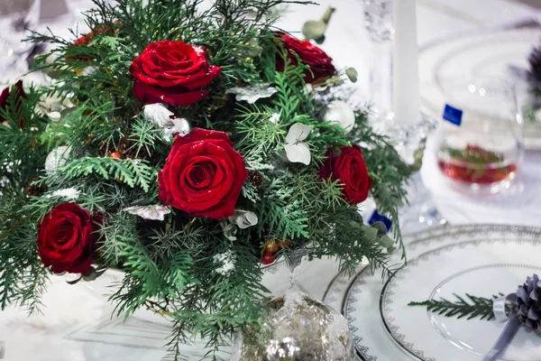 Bunch of roses with chrismas-tree decorations — Stock Photo, Image