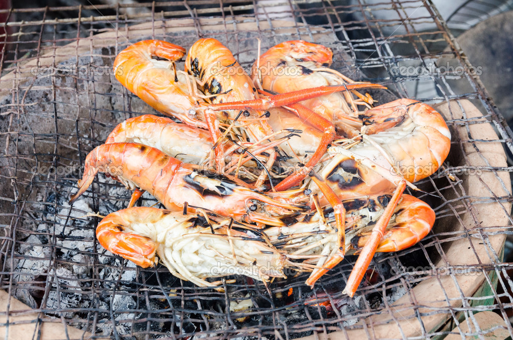 Seafood, Fresh shrimp lay eggs place on the grill Stock Photo by ©chat