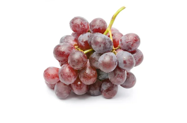 Rode druiven geïsoleerd op wit — Stockfoto