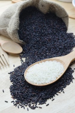 Yasemin pirinç ve pirinç berry ahşap Kepçe