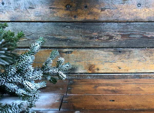 Fond Noël Avec Branches Sapin Couvertes Neige Sur Une Vieille — Photo