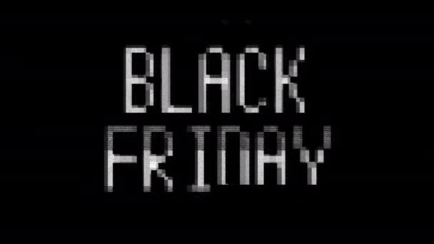 Zwarte vrijdag uitverkoop spandoek. Cyber Monday glitch effect. Black Friday tekst cyberpunk stijl animatie op een zwarte achtergrond — Stockvideo