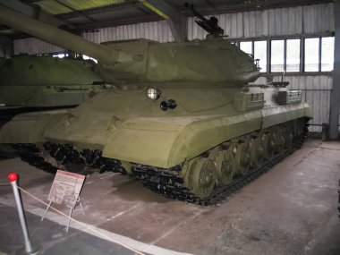 Kubinka, Rusya - 12 Haziran 2011: Zırhlı araç açık havada ve Hangarlar Kubinka Moskova yakınlarındaki Müzesi.