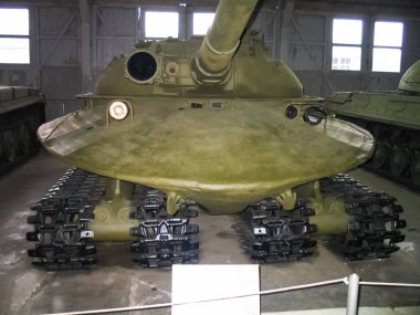 Kubinka, Rusya - 12 Haziran 2011: Zırhlı araç açık havada ve Hangarlar Kubinka Moskova yakınlarındaki Müzesi.